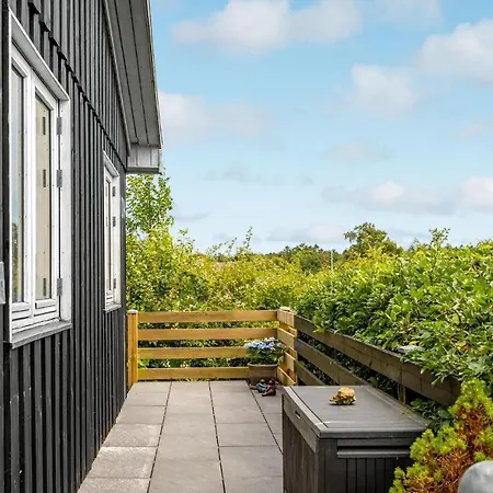Amazing Home In Roslev With Wifi 펜션