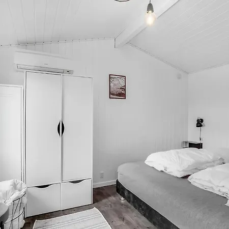 Amazing Home In Roslev With Wifi
